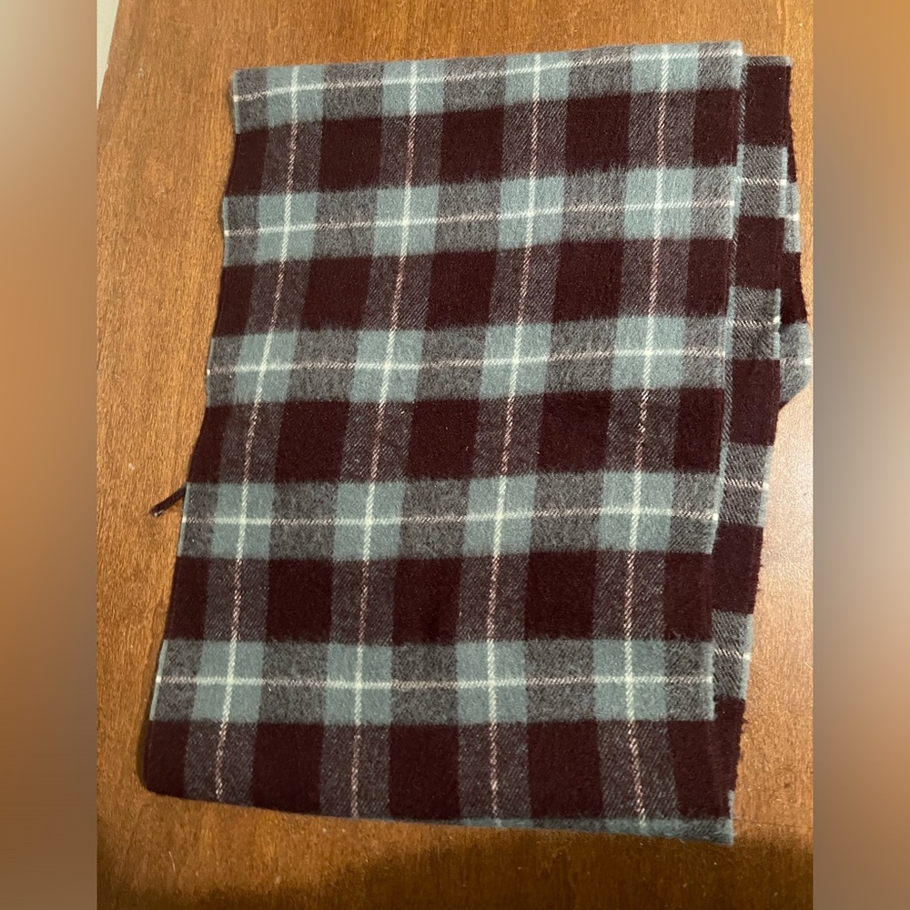 Plaid scarf in burgundy, blue and white 
L